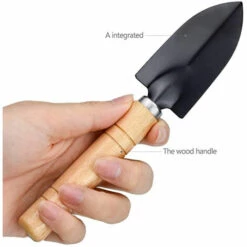 BETTERLIFE 3 Pcs Mini Outils De Jardin, Ensemble De Petits Râteaux Et Pelle, Petite Pelle Râteau Et Bêche Manche En Bois Pour Plantes En Pot Pour Jardin Plantes Intérieur Extérieur -Outil de travail du sol Soldes 33597636 4