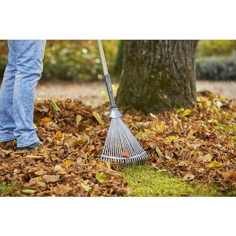 GARDENA Balai à Gazon Réglable NatureLine (17107-20) 4 GARDENA Balai à Gazon Réglable NatureLine (17107-20) – Image 2