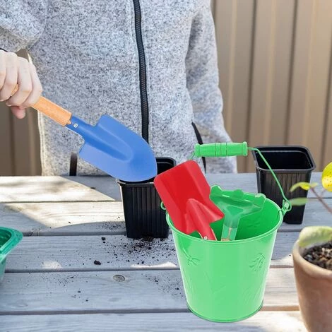 BAICCCF Kit Outils Du Jardinier Ensemble D'outils De Jardinage Pour Enfants Vert 4pcs, Outils De Jardin Pour Enfants Avec Râteau, Pelle, Truelle Et Seaux De Plage Pour Jouet De Bac à Sable De Plage Pour Enfants 6 BAICCCF Kit Outils Du Jardinier Ensemble D'outils De Jardinage Pour Enfants Vert 4pcs, Outils De Jardin Pour Enfants Avec Râteau, Pelle, Truelle Et Seaux De Plage Pour Jouet De Bac à Sable De Plage Pour Enfants – Image 4
